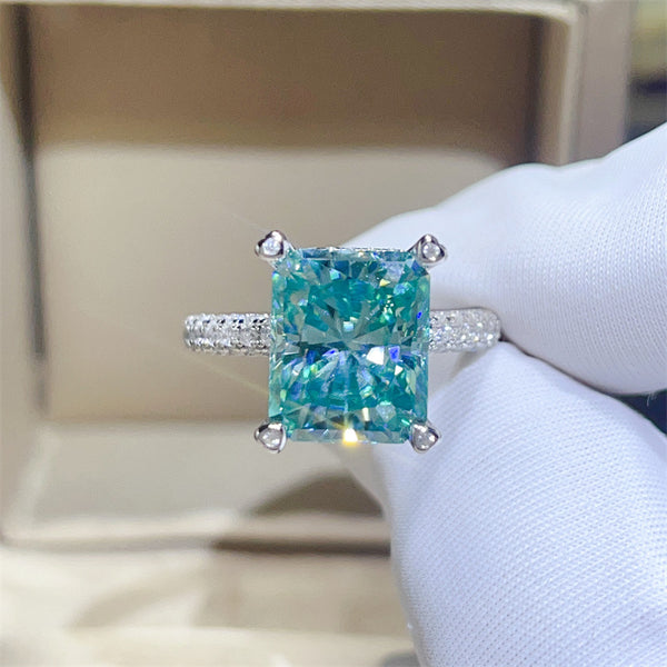 Para Green Ledean 5 Karat Moissanite Ring